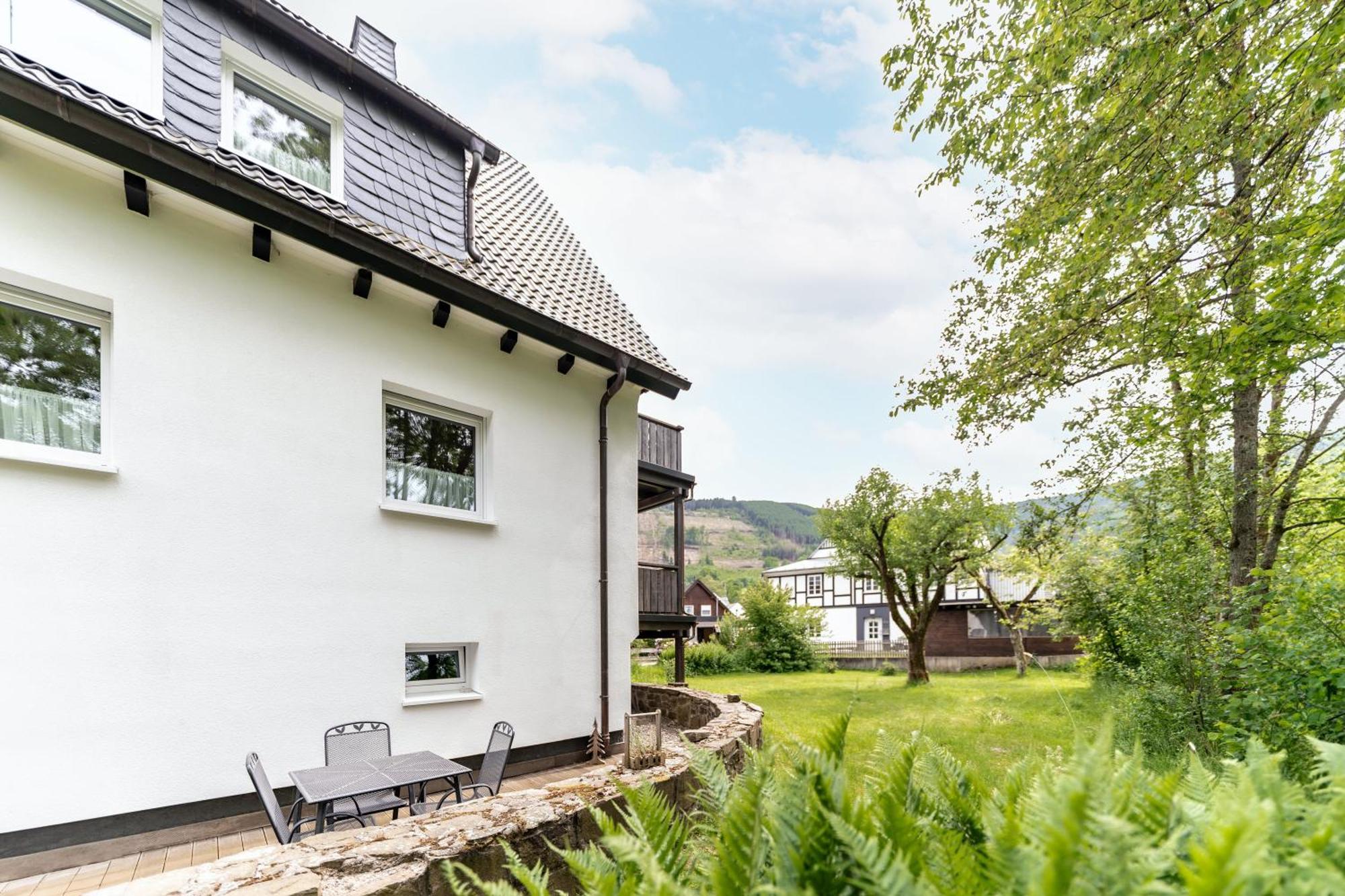 Ferienwohnung Haus An Der Lenne Lennestadt Extérieur photo